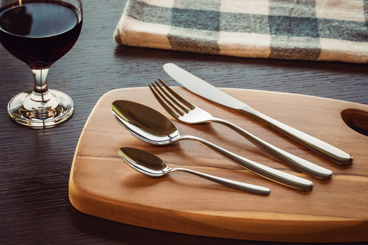 JUEGO DE CUBIERTOS 25 PIEZAS