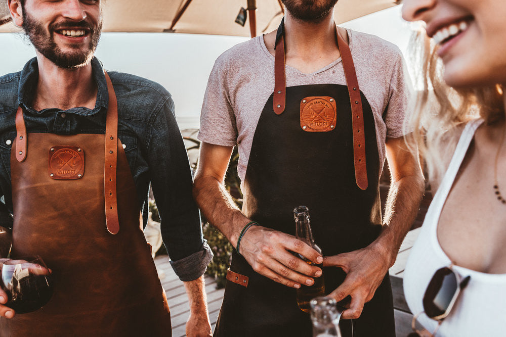 BLACK LEATHER APRON