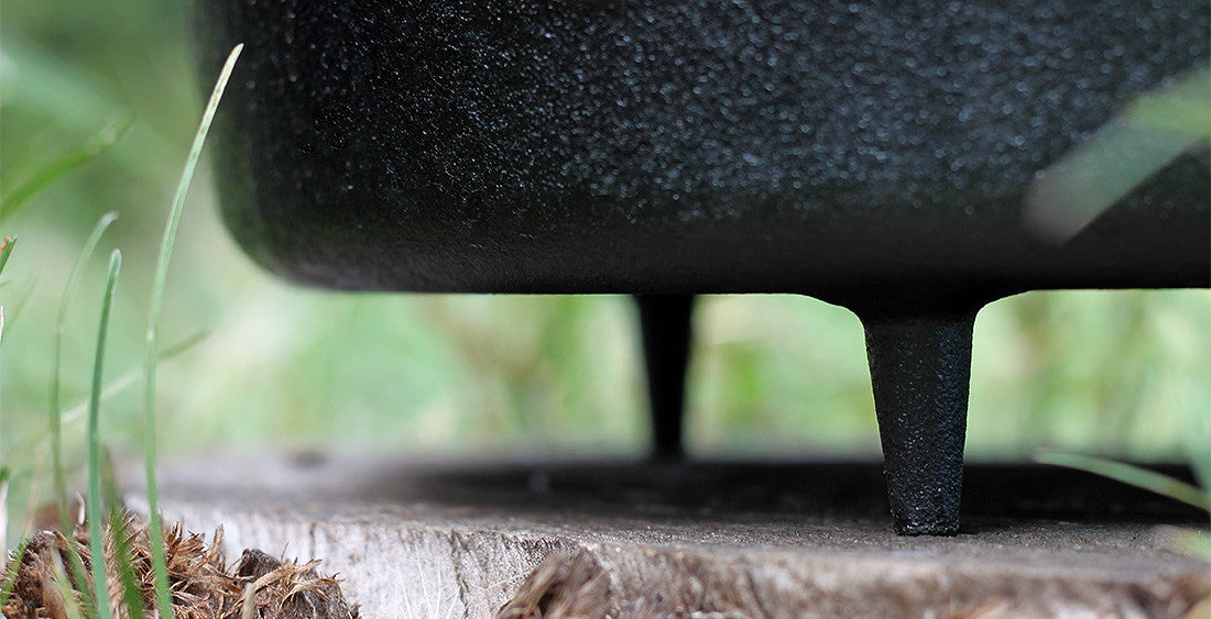 FT9 DUTCH OVEN WITH FEET