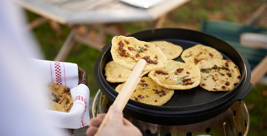 FT6 DUTCH OVEN WITH FEET