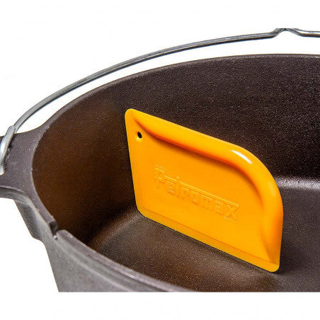 OVEN AND PAN SCRAPER