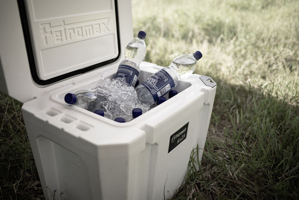 WHITE KX25 FRIDGE