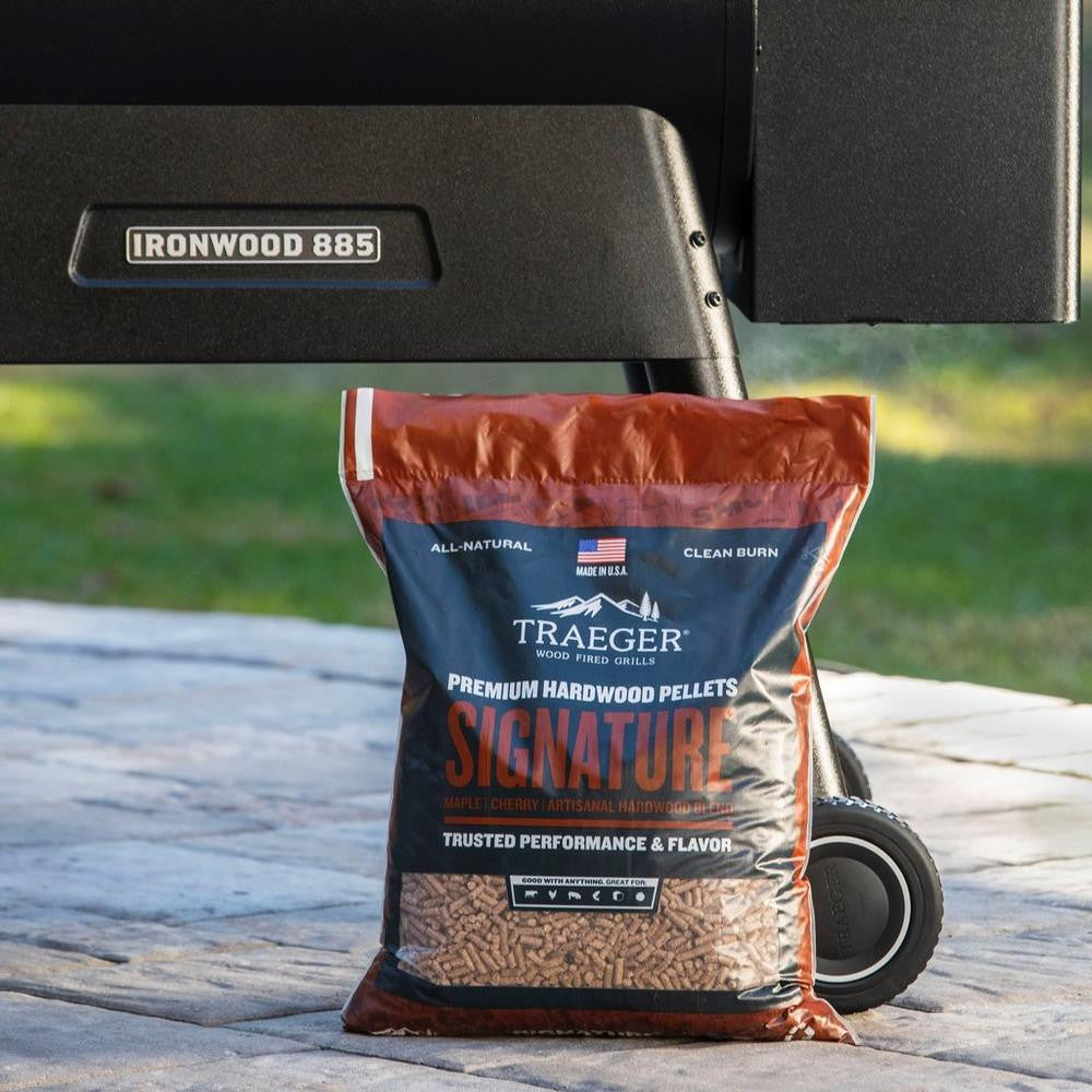 SIGNATURE BLEND PELLETS 9KG BAG