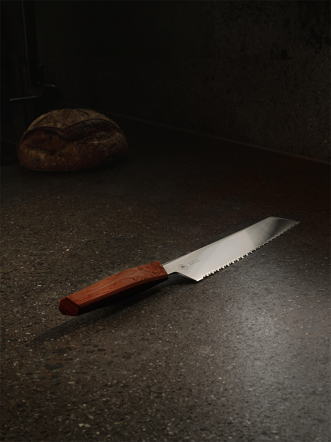 CUCHILLO DE PAN HORL PRO NOGAL