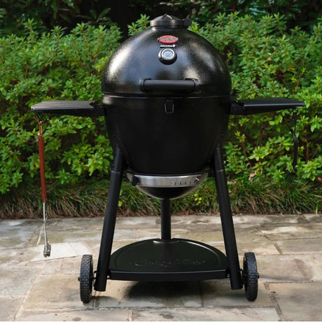 CHAR-GRILLER® -AKORN Kamado Grill Smoke