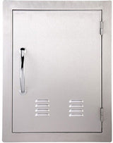 LARGE VERTICAL DOOR WITH VENTILATION