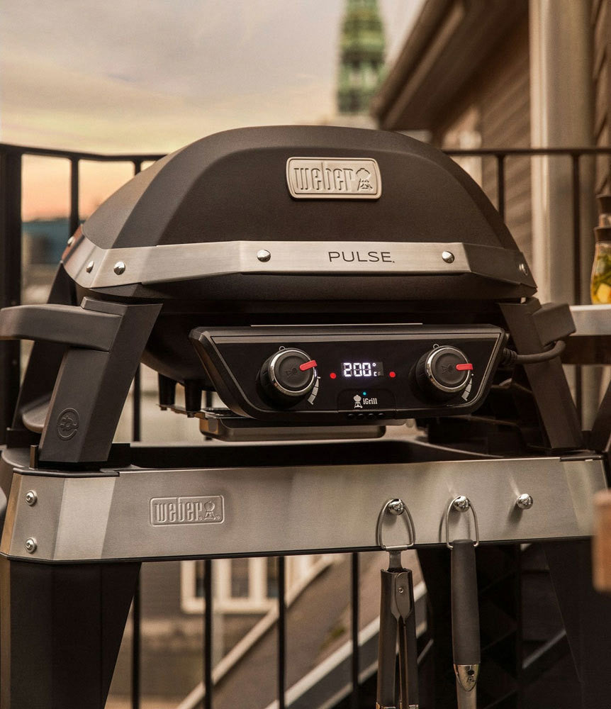 Weber® PULSE 2000 WITH CART